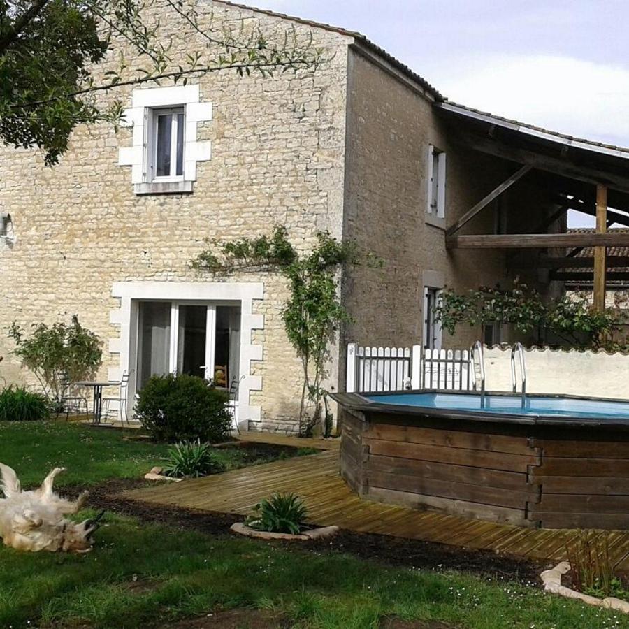 Le Logis De La Venise Verte Saint-Hilaire-la-Palud Exteriör bild