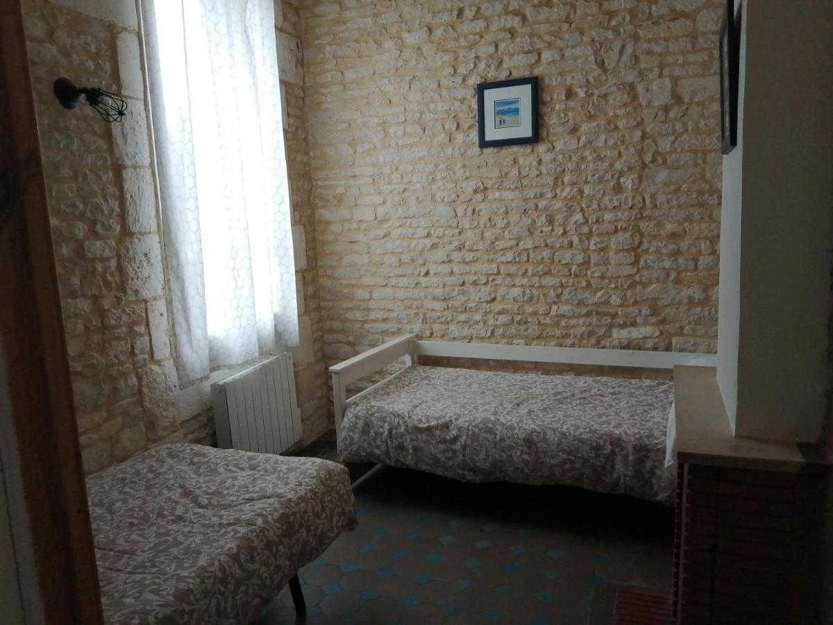 Le Logis De La Venise Verte Saint-Hilaire-la-Palud Exteriör bild